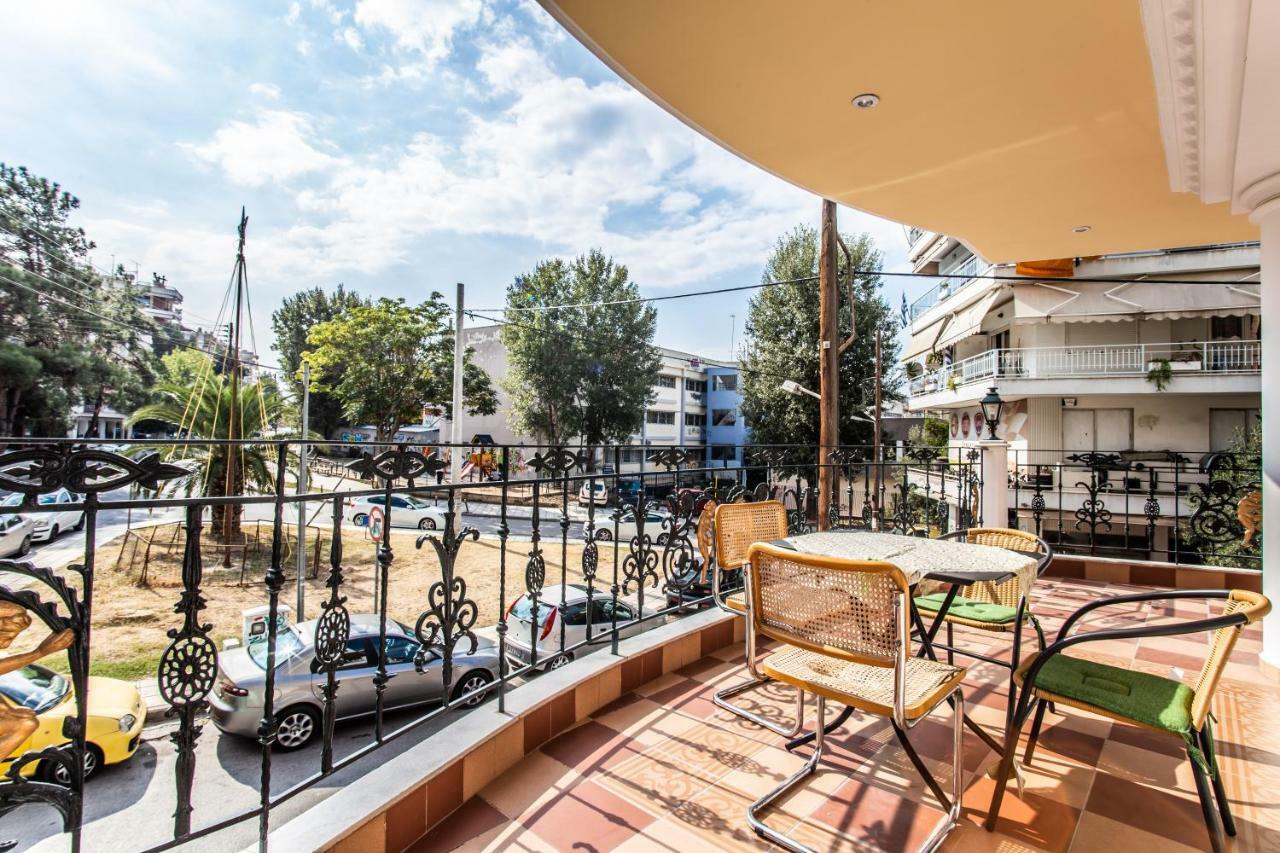 Apartment In Kalamaria テッサロニキ エクステリア 写真