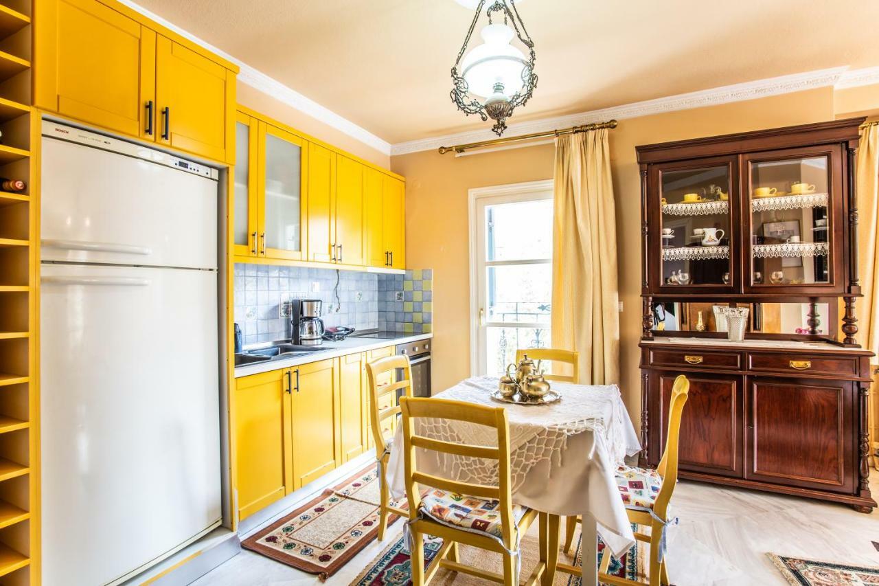 Apartment In Kalamaria テッサロニキ エクステリア 写真
