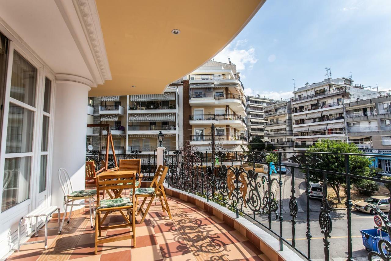 Apartment In Kalamaria テッサロニキ エクステリア 写真